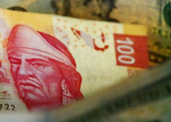 Peso mexicano lidera pérdidas globales por preocupación sobre aranceles