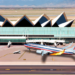 Avión de American Airlines se incendia en aeropuerto de Denver (Video)
