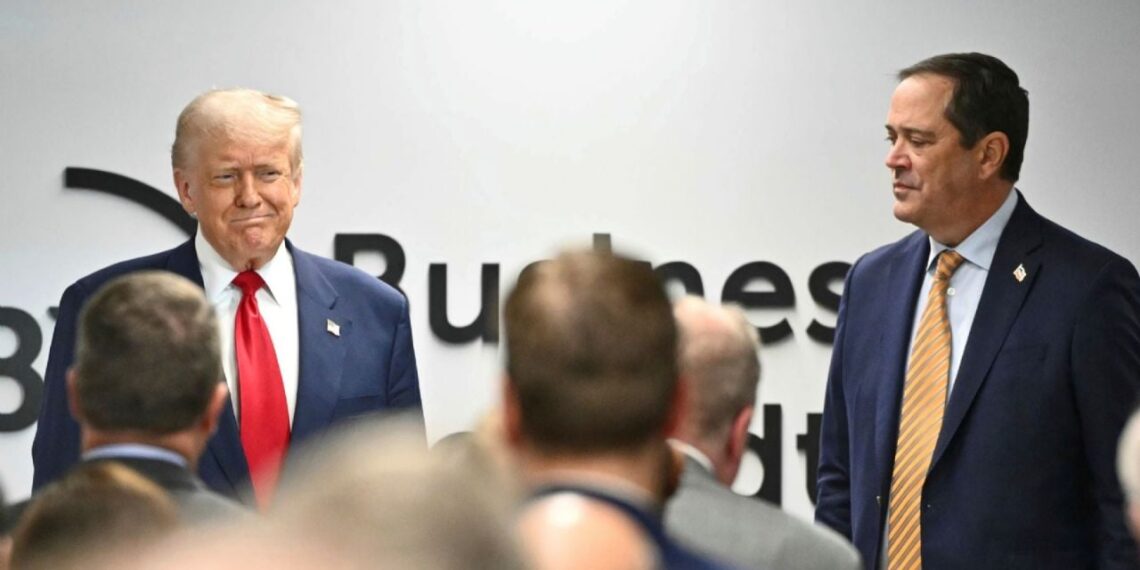 El optimismo arancelario según Trump: “Automotrices ya no fabrican en México”