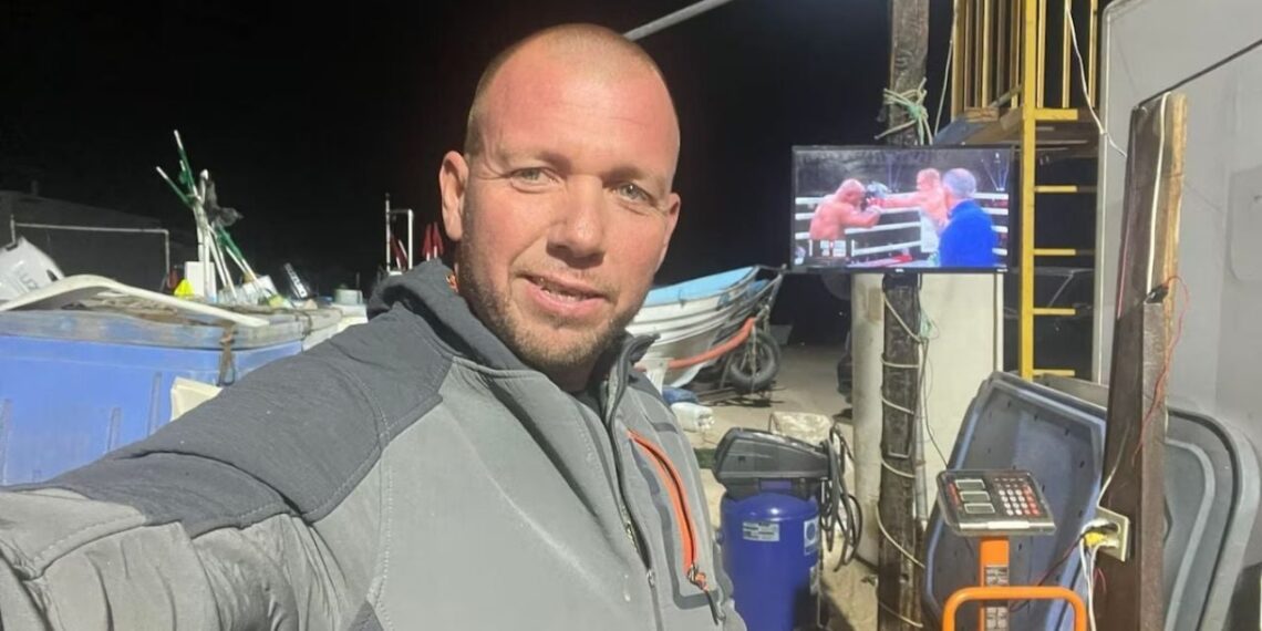 Asesinan a Sunshine Rodríguez, líder pesquero; el ataque le dejó 70 heridas de balas en el cuerpo