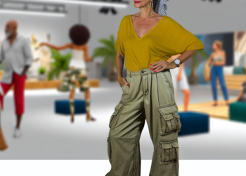 El look más moderno de la reina Letizia en Cabo Verde con pantalones cargo