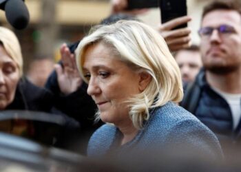 Justicia francesa compromete candidatura de la ultraderechista Le Pen a la presidencia en 2027