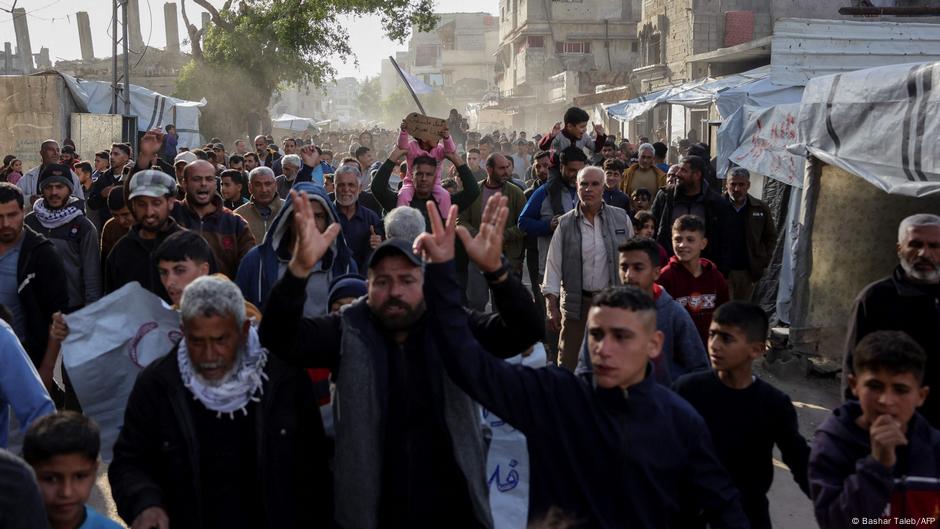 Cientos de palestinos protestan contra Hamás en Gaza – DW – 25/03/2025