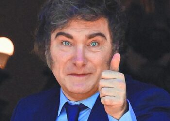 Diputados de Argentina autorizan a Milei a negociar un nuevo acuerdo con el FMI