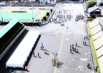 Imágenes de la Semana: La sombra de Bartlett y la marcha más grande de Chile