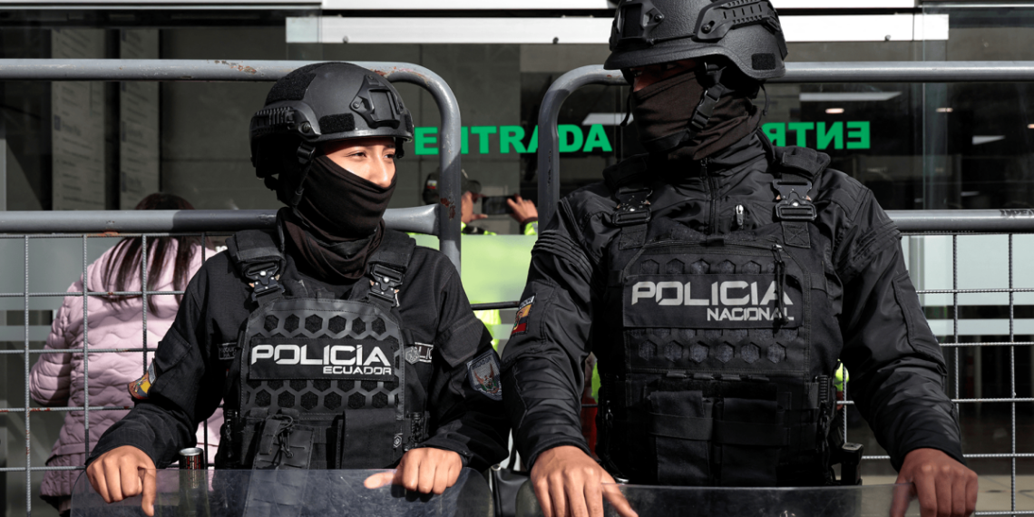 Noboa le pedirá a Trump que declare terroristas a los grupos criminales de Ecuador