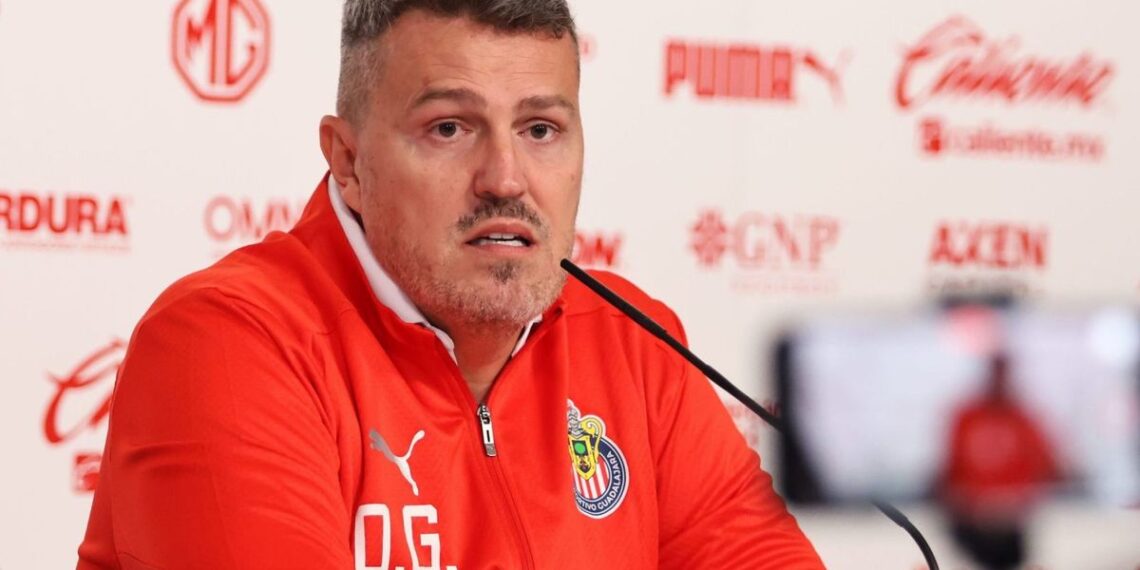 Óscar García Junyent reapareció tras eliminación de Chivas