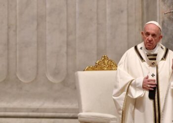 Papa Francisco dice estar atravesando "un tiempo de prueba" – DW – 16/03/2025