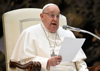 Papa Francisco agradece misioneros de la misericordia su labor de conversión y perdón