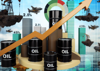 Petróleo no resiente impacto de aranceles; cierra con alzas de 2% tras dato de inventarios en EU