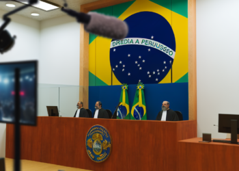 Tribunal de Brasil niega a Bolsonaro apartar a tres jueces de su caso por golpe de Estado