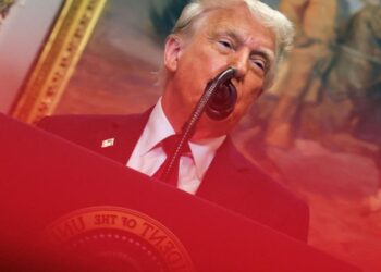 Trump resta importancia a la filtración de planes militares de Estados Unidos en un chat