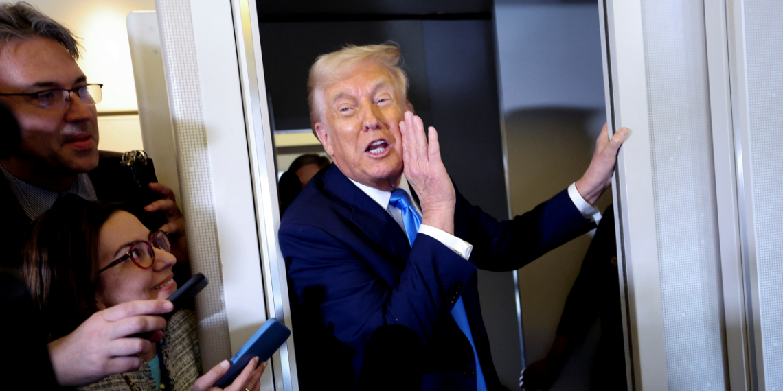 ¿Puede Trump aspirar a un tercer mandato? Probablemente no