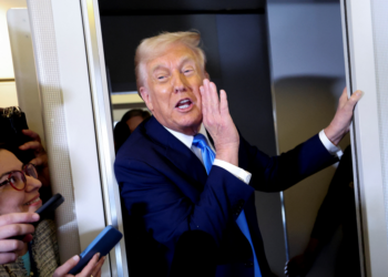 ¿Puede Trump aspirar a un tercer mandato? Probablemente no