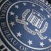Un joven de 17 años en Wisconsin supuestamente mató a sus padres como parte de un complot para asesinar a Trump, dice el FBI