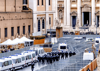 Máxima seguridad en Roma por funerales del papa Francisco – DW – 23/04/2025