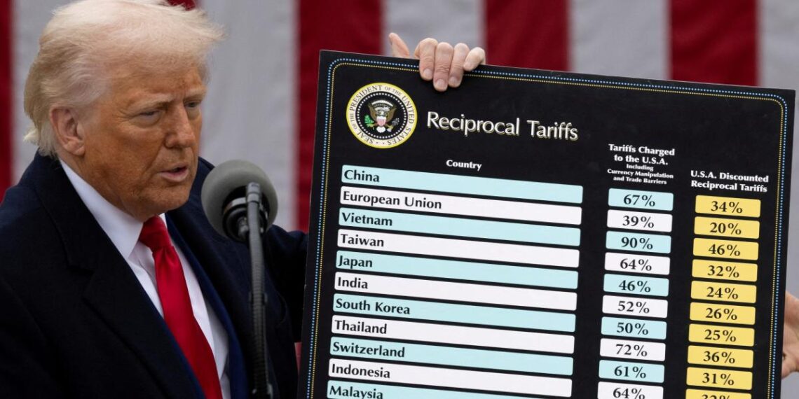 Asesor de Donald Trump asegura que "más de 50 países" piden negociar aranceles