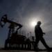 Precios del petróleo cierran con ganancias a la espera de los aranceles de Donald Trump
