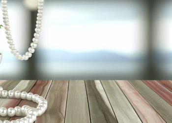 Vuelve el collar de perlas a las tendencias para elevar la elegancia de looks a los 50