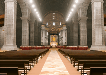 Rosa Icela Rodríguez acude al Vaticano para el funeral del papa Francisco