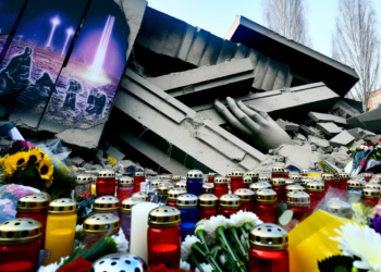 Desgarrador homenaje a víctimas de desplome en discoteca – DW – 14/04/2025