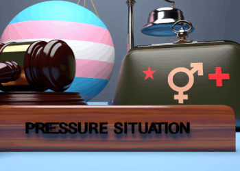 Trump presiona al Supremo para vetar a personas trans de las filas militares