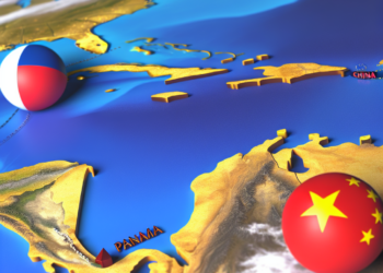 EU advierte que "no permitirá" influencia de China en canal de Panamá