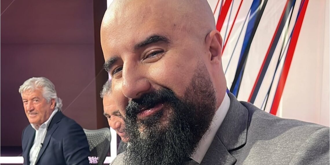 Canelo Álvarez derrota a William Scull por decisión unánime; se convierte en campeón indiscutido de los Supermedianos