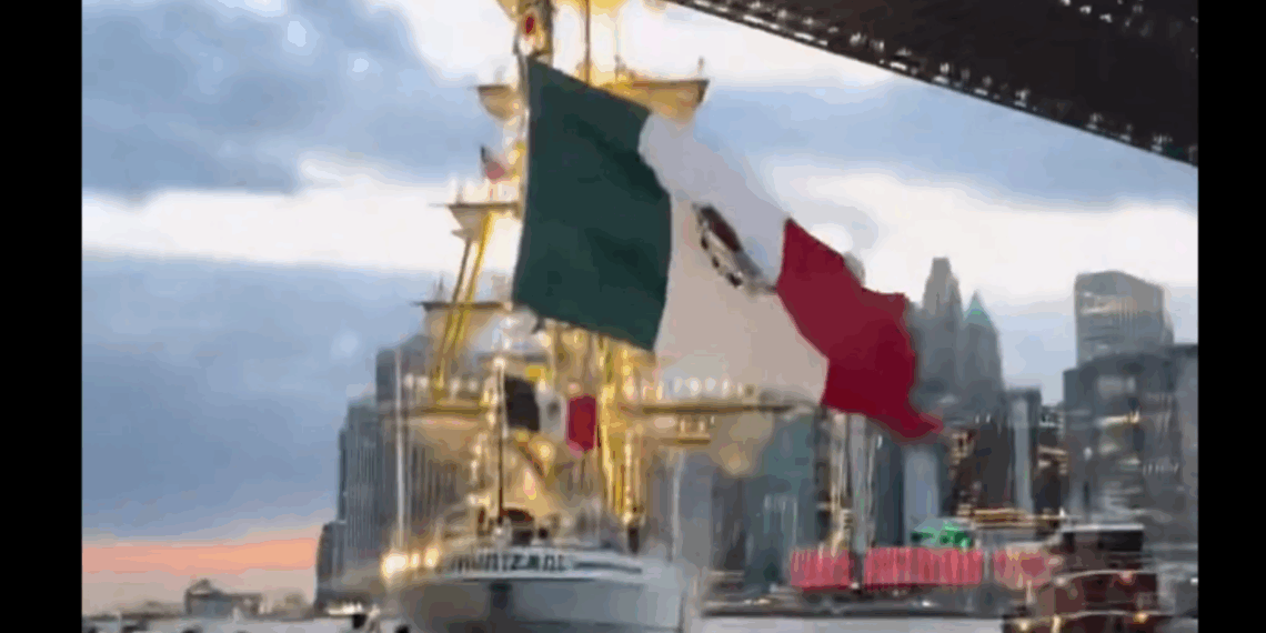 Buque Escuela “Cuauhtémoc” de Semar choca contra Puente de Brooklyn de Nueva York; reportan 22 heridos