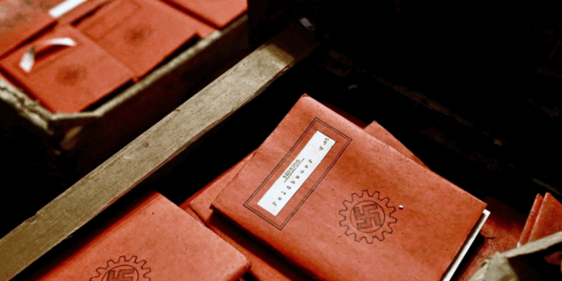 Hallan documentos nazis en archivos de la Corte Suprema argentina