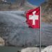Avalancha glaciar arrasa parte de un pueblo suizo y deja un desaparecido