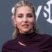 Elsa Pataky brilló con vestido de fiesta y sandalias de tiras de los 90 que vuelven en 2025