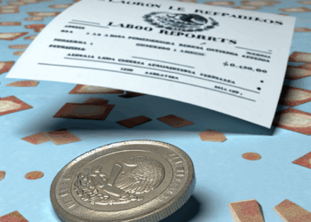 Peso mexicano cede terreno tras datos laborales de Estados Unidos