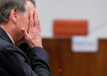 Bolsonaro niega intento de golpe y dice que solo analizó “vías constitucionales” tras su derrota