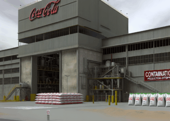 Suspenden actividad en planta brasileña del fabricante de Coca-Cola por posible contaminación