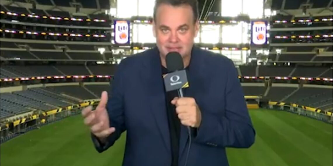 Afición de Tigres protesta con mantas contra la directiva; "La soberbia se paga con humillación"