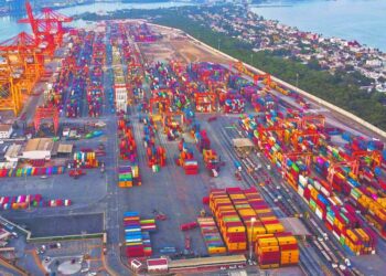 Se dispara IED en comercio automotriz