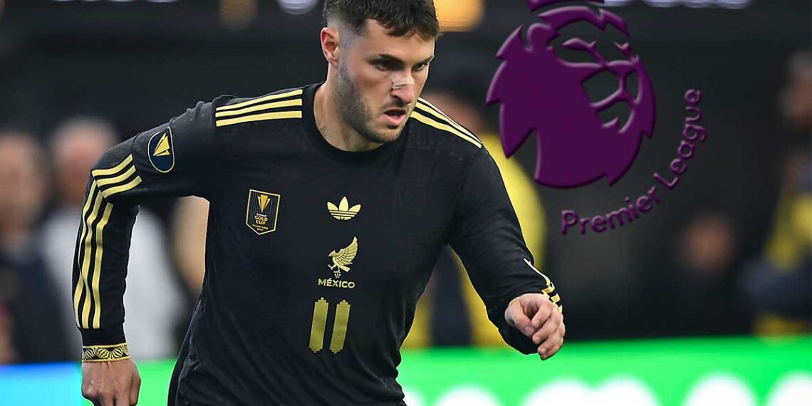 Santiago Giménez en el radar de un gigante de la Premier League