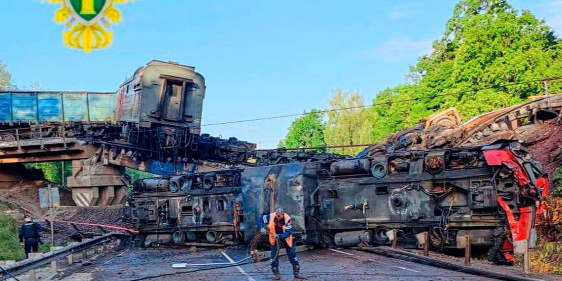 Al menos 7 muertos tras dos explosiones de puentes que desataron el caso ferroviario en Rusia