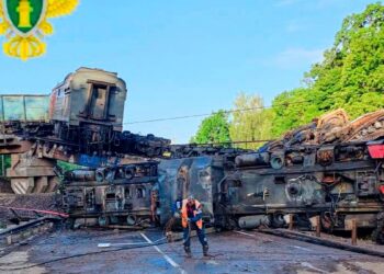 Al menos 7 muertos tras dos explosiones de puentes que desataron el caso ferroviario en Rusia