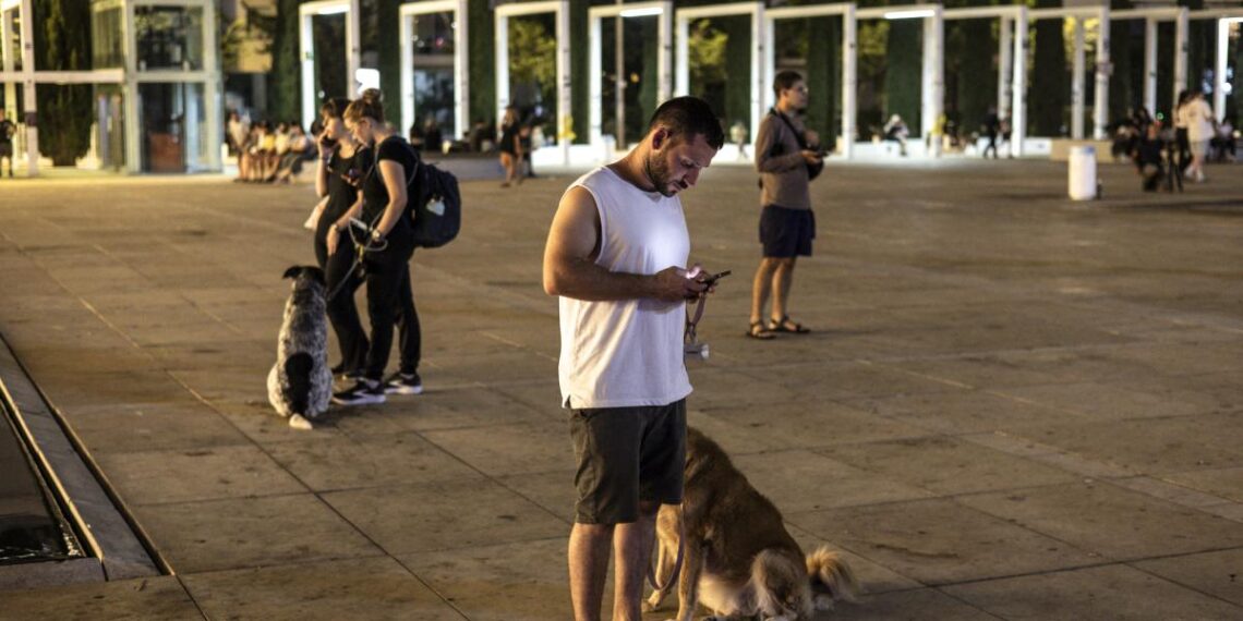 Varios detenidos en Israel tras publicar en redes sociales mensajes proiraníes