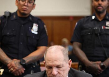 Harvey Weinstein enfrenta veredicto por violación tras tensiones en el jurado