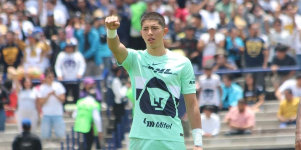 Hermano de Rodrigo Parra insulta a aficionados tras críticas al portero de Pumas: “No es mi culpa que sean pobres”