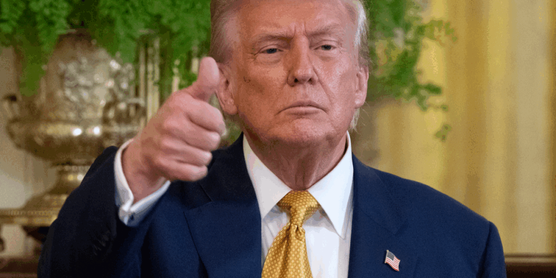 Juez de EU reafirma medida que bloquea decreto de Trump para limitar la ciudadanía por nacimiento