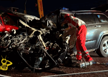 #Michoacán Conductor Pierde La Vida Al Impactar Su Troca Con Un Semáforo, En LZC - Changoonga.com