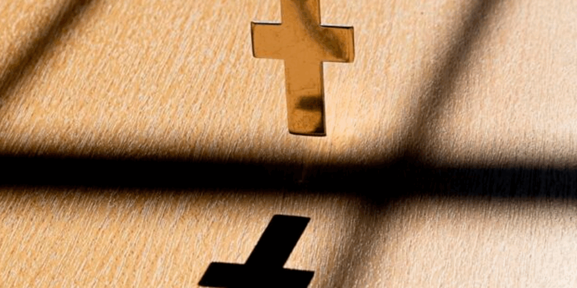 #Michoacán Por Creer En Otra Religión, Cuñada Y Hermano Agarran A Pedradas A Mujer; FGE Los Vincula A Proceso - Changoonga.com