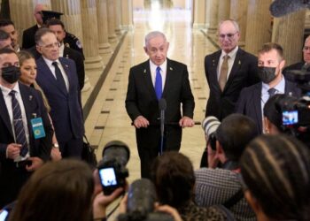 Netanyahu y Trump abordan la liberación de los rehenes israelíes y un posible alto el fuego en Gaza