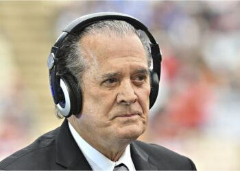 FOTO: IMAGO7 - Raúl Orvañanos es presentado con su nueva televisora