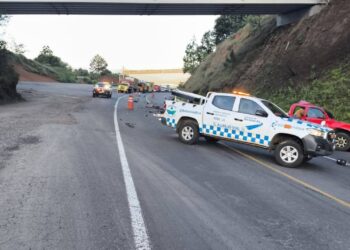 Trágico Accidente Deja 6 Muertos Y 2 Heridos En La Siglo XXI - Changoonga.com
