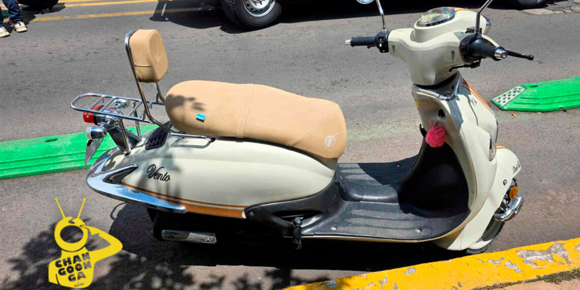 #Zamora Derrapa Mujer Motociclista, Se Le Atravesó Una Persona - Changoonga.com